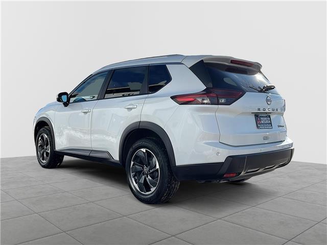 2024 Nissan Rogue SV Moonroof (Stk: 253981A) in Fredericton - Image 4 of 20