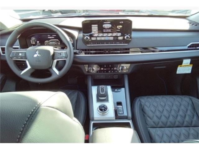 2025 Mitsubishi Outlander PHEV  (Stk: WM26015) in Brandon - Image 11 of 19