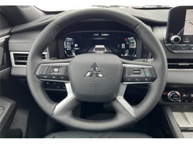 2025 Mitsubishi Outlander PHEV  (Stk: WM26016) in Brandon - Image 12 of 19