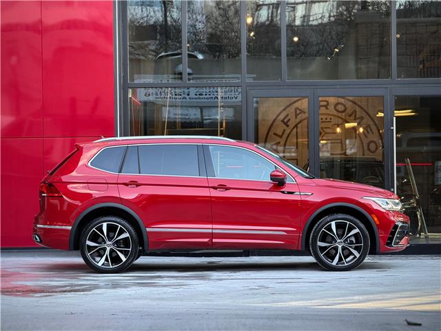 2024 Volkswagen Tiguan Highline R-Line (Stk: 436U) in Toronto - Image 2 of 30