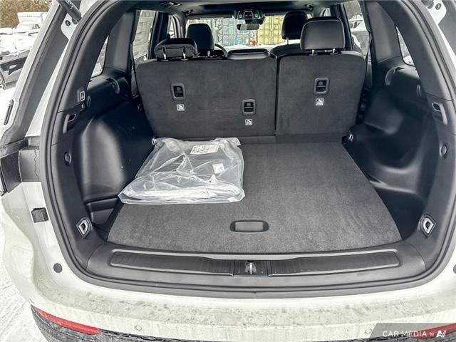 2025 Jeep Grand Cherokee Laredo (Stk: 164914) in London - Image 10 of 16