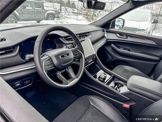 2025 Jeep Grand Cherokee Laredo (Stk: 164914) in London - Image 11 of 16