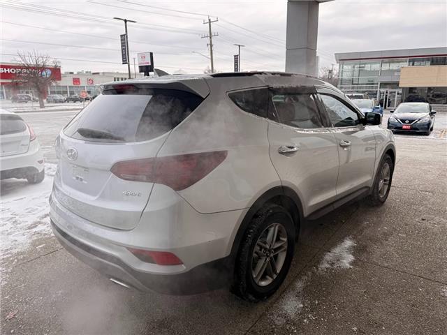 2017 Hyundai Santa Fe Sport 2.4 Premium in Sarnia - Image 4 of 7