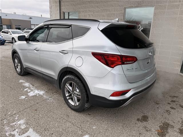 2017 Hyundai Santa Fe Sport 2.4 Premium in Sarnia - Image 6 of 7