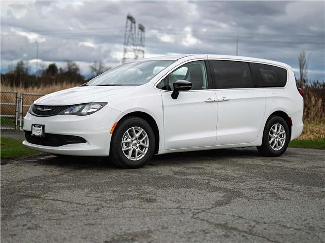 2024 Chrysler Grand Caravan SXT (Stk: 30620) in Surrey - Image 1 of 18
