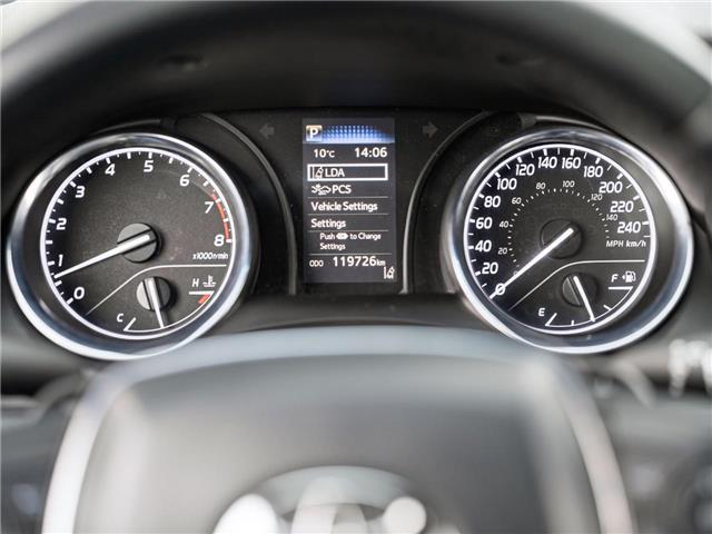 2020 Toyota Camry SE (Stk: S696423C) in Surrey - Image 11 of 19
