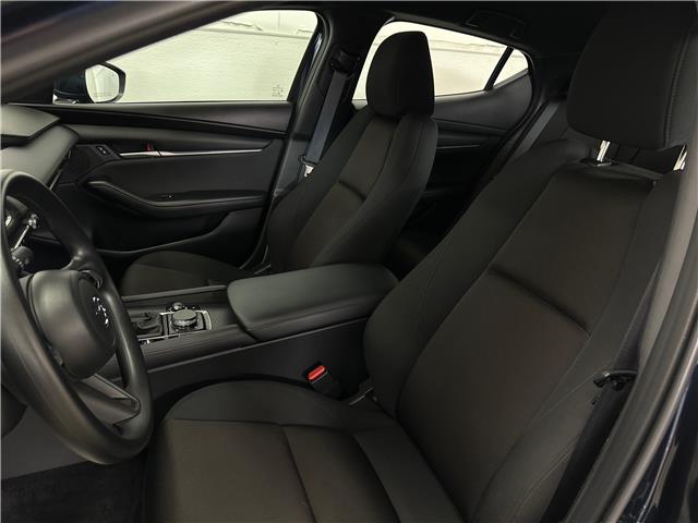 2025 Mazda 3 Sport GX (Stk: 43371J) in Belleville - Image 9 of 21