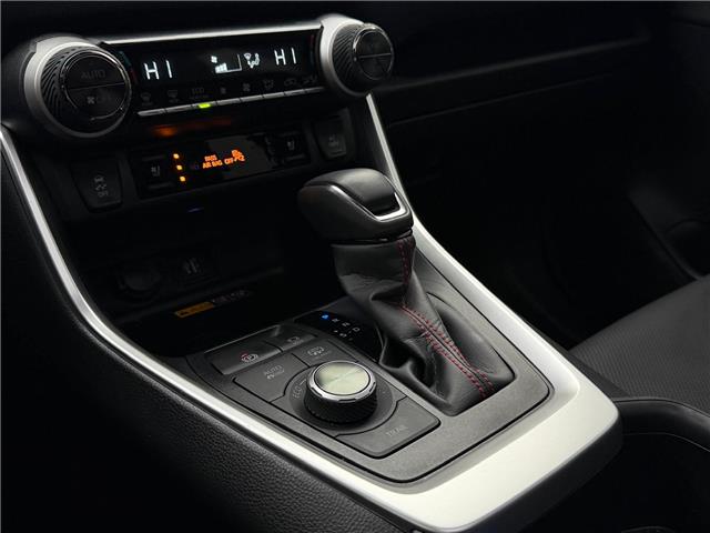 2025 Toyota RAV4 Plug-In Hybrid XSE (Stk: 260279A) in Calgary - Image 15 of 19