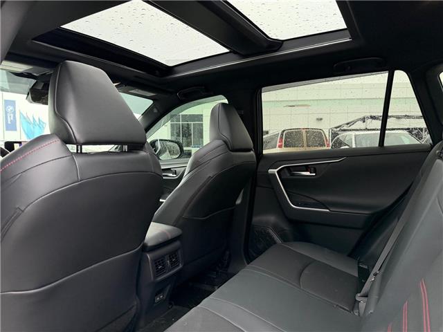 2025 Toyota RAV4 Plug-In Hybrid XSE (Stk: 260279A) in Calgary - Image 16 of 19