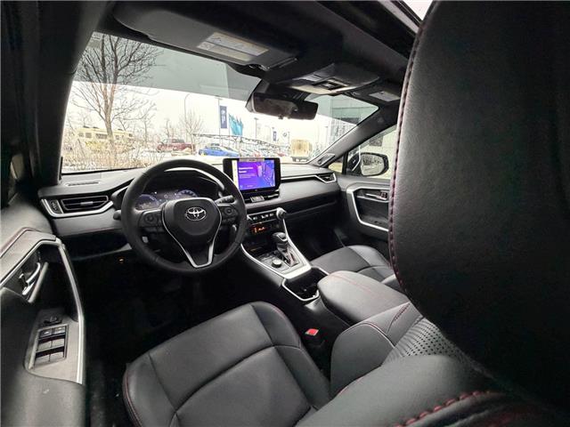 2025 Toyota RAV4 Plug-In Hybrid XSE (Stk: 260279A) in Calgary - Image 7 of 19