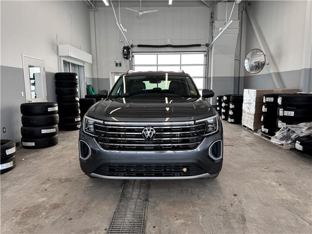 2024 Volkswagen Atlas 2.0 TSI Comfortline (Stk: 25174A) in Prince Albert - Image 7 of 13