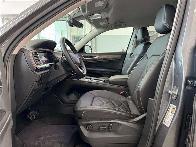 2024 Volkswagen Atlas 2.0 TSI Comfortline (Stk: 25174A) in Prince Albert - Image 2 of 13