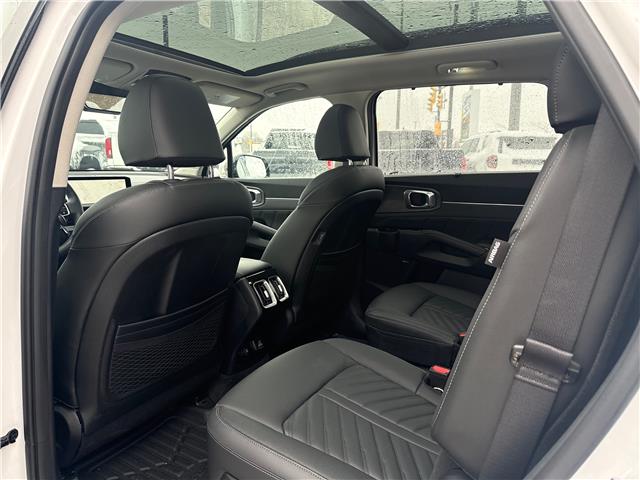 2025 Kia Sorento 2.5T X-Line Limited w/Black Interior (Stk: S26056A) in Newmarket - Image 12 of 22