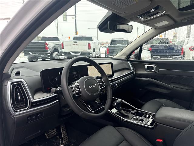 2025 Kia Sorento 2.5T X-Line Limited w/Black Interior (Stk: S26056A) in Newmarket - Image 16 of 22