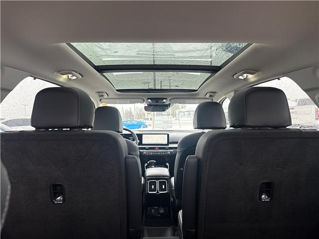 2025 Kia Sorento 2.5T X-Line Limited w/Black Interior (Stk: S26056A) in Newmarket - Image 11 of 22