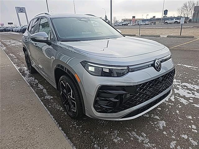2026 Volkswagen Tiguan Highline Turbo R-Line (Stk: 26365) in Lethbridge - Image 6 of 26