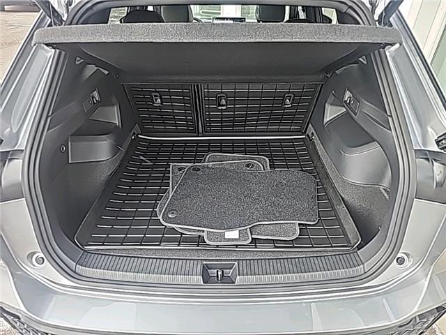 2026 Volkswagen Tiguan Highline Turbo R-Line (Stk: 26365) in Lethbridge - Image 9 of 26