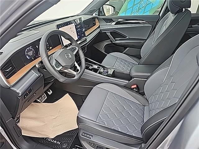 2026 Volkswagen Tiguan Highline Turbo R-Line (Stk: 26365) in Lethbridge - Image 10 of 26