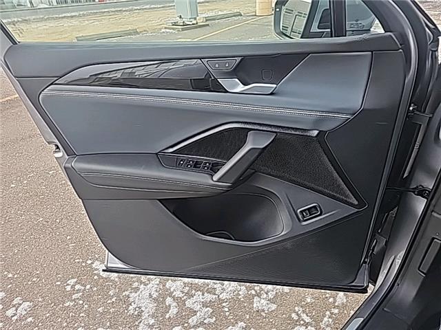 2026 Volkswagen Tiguan Highline Turbo R-Line (Stk: 26365) in Lethbridge - Image 18 of 26