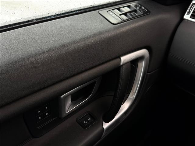 2017 Land Rover Discovery Sport HSE (Stk: 260240A) in Calgary - Image 11 of 19