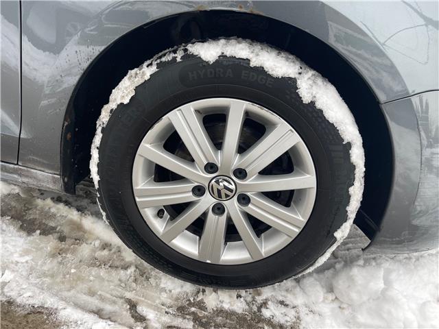 2013 Volkswagen Jetta 2.0L Comfortline (Stk: V316255) in Scarborough - Image 4 of 17