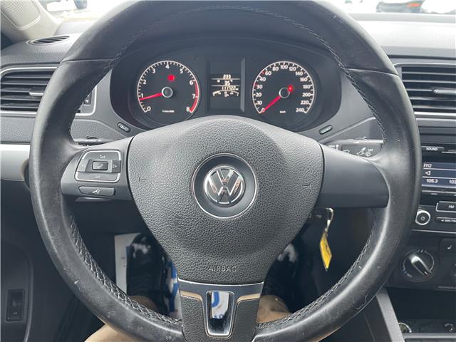 2013 Volkswagen Jetta 2.0L Comfortline (Stk: V316255) in Scarborough - Image 12 of 17