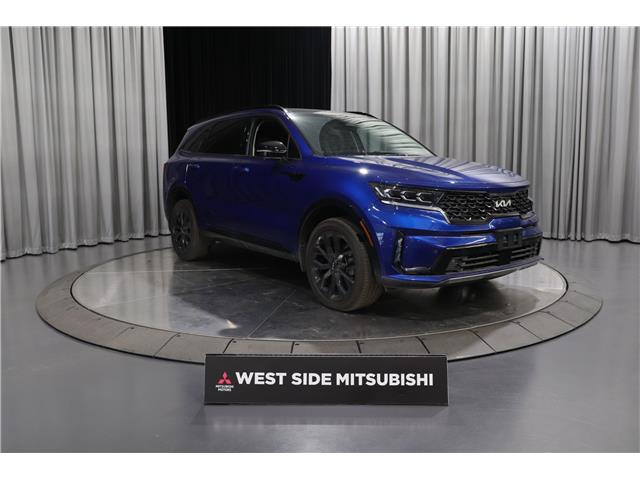 2023 Kia Sorento 2.5T SX w/Black Leather (Stk: 25410C) in Edmonton - Image 1 of 37