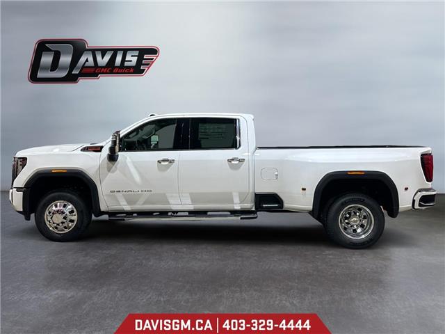 2026 GMC Sierra 3500HD Denali (Stk: 302345) in Lethbridge - Image 2 of 15