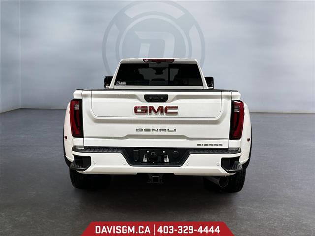 2026 GMC Sierra 3500HD Denali (Stk: 302345) in Lethbridge - Image 4 of 15