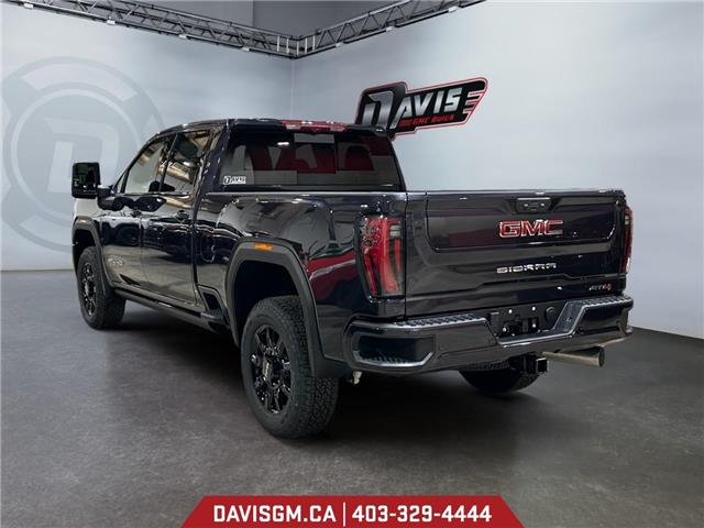 2026 GMC Sierra 3500HD AT4 (Stk: 302288) in Lethbridge - Image 3 of 15
