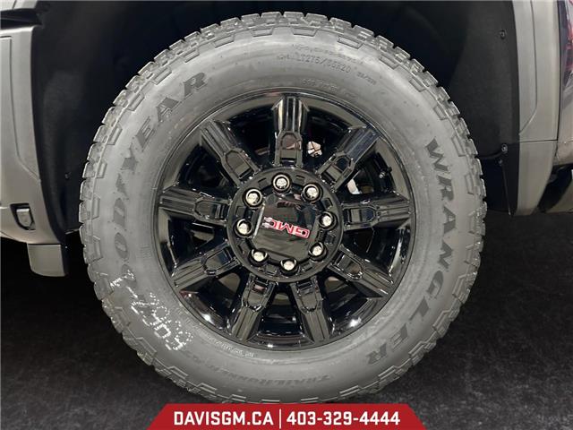 2026 GMC Sierra 3500HD AT4 (Stk: 302288) in Lethbridge - Image 14 of 15