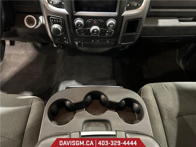 2022 RAM 1500 Classic SLT (Stk: 302226) in Lethbridge - Image 11 of 15 2022 RAM 1500 Classic SLT (Stk: 302226) in Lethbridge - Image 11 of 15