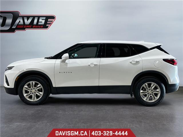 2022 Chevrolet Blazer LT (Stk: 302410) in Lethbridge - Image 2 of 15