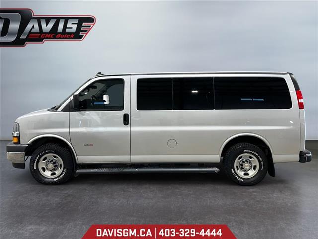 2021 Chevrolet Express 3500 LT (Stk: 302231) in Lethbridge - Image 2 of 15 2021 Chevrolet Express 3500 LT (Stk: 302231) in Lethbridge - Image 2 of 15