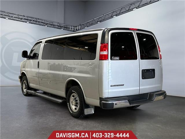 2021 Chevrolet Express 3500 LT (Stk: 302231) in Lethbridge - Image 3 of 15 2021 Chevrolet Express 3500 LT (Stk: 302231) in Lethbridge - Image 3 of 15