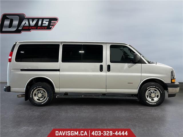 2021 Chevrolet Express 3500 LT (Stk: 302231) in Lethbridge - Image 6 of 15 2021 Chevrolet Express 3500 LT (Stk: 302231) in Lethbridge - Image 6 of 15