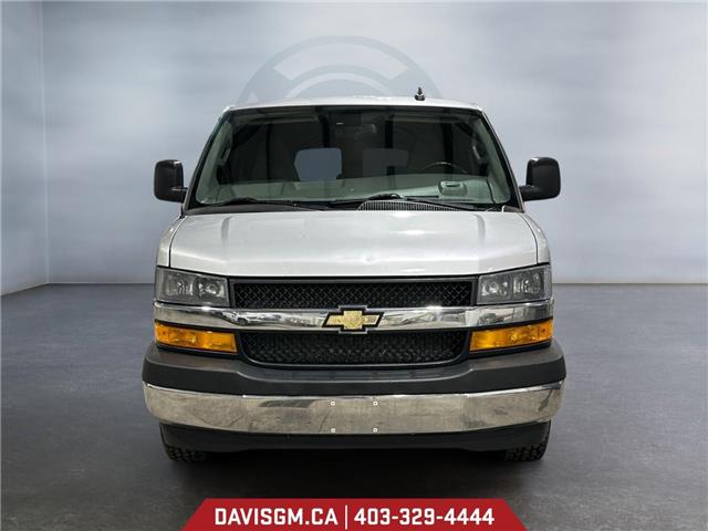 2021 Chevrolet Express 3500 LT (Stk: 302231) in Lethbridge - Image 8 of 15 2021 Chevrolet Express 3500 LT (Stk: 302231) in Lethbridge - Image 8 of 15