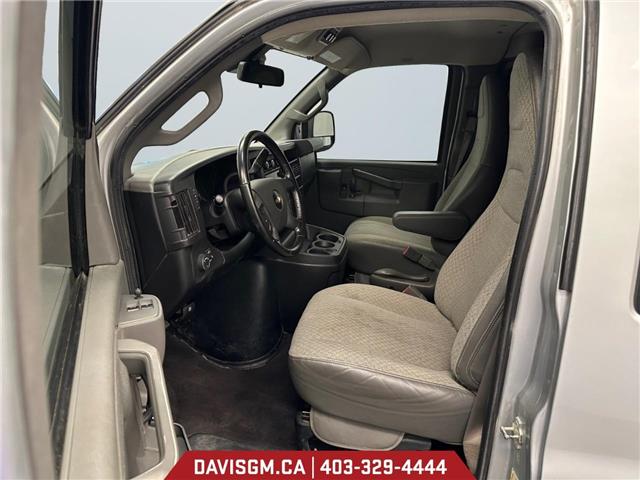 2021 Chevrolet Express 3500 LT (Stk: 302231) in Lethbridge - Image 9 of 15 2021 Chevrolet Express 3500 LT (Stk: 302231) in Lethbridge - Image 9 of 15