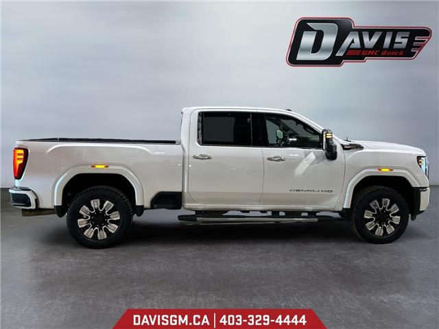 2024 GMC Sierra 2500HD Denali (Stk: 302279) in Lethbridge - Image 6 of 15