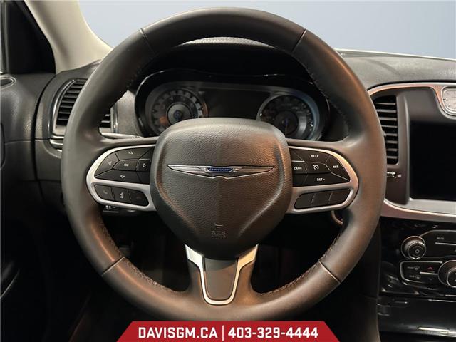 2023 Chrysler 300 Touring (Stk: 301751) in Lethbridge - Image 12 of 15