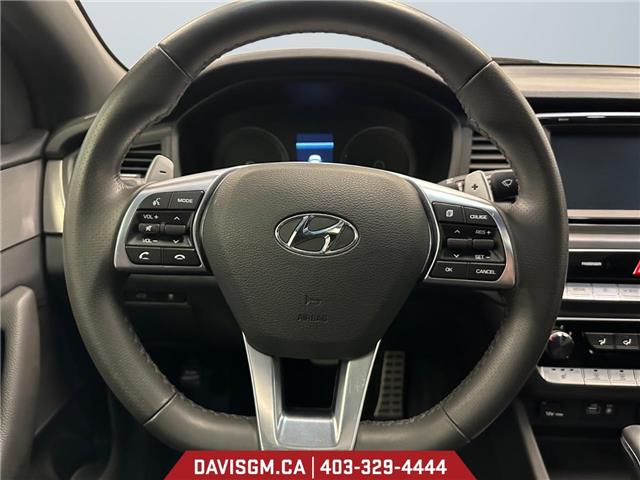 2018 Hyundai Sonata 2.4 Sport (Stk: 302052) in Lethbridge - Image 12 of 15