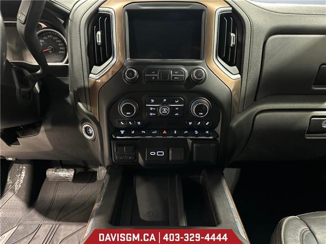 2021 Chevrolet Silverado 3500HD High Country (Stk: 302282) in Lethbridge - Image 11 of 15