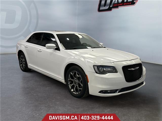 2016 Chrysler 300 S (Stk: 302340) in Lethbridge - Image 7 of 15