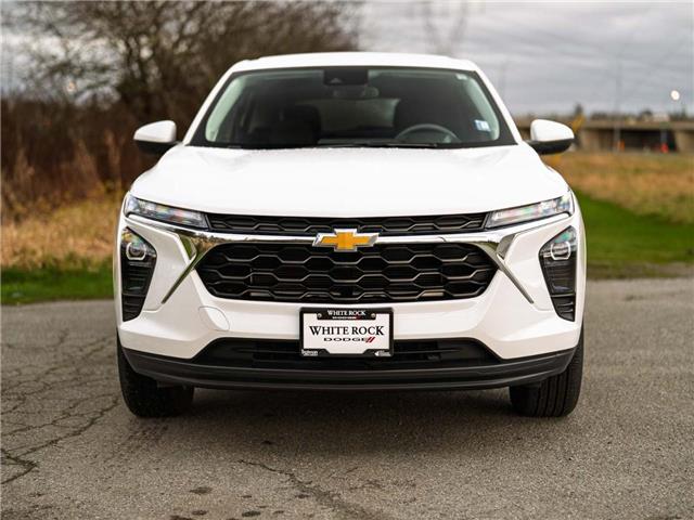 2024 Chevrolet Trax LS (Stk: S653188BA) in Surrey - Image 2 of 19