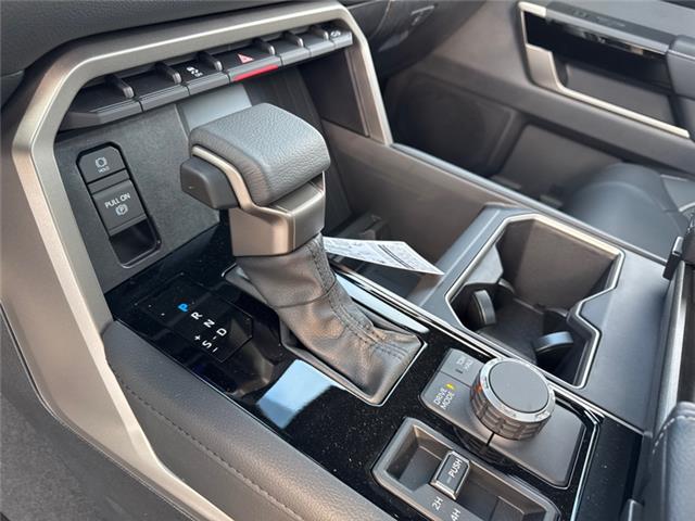 2026 Toyota Tundra SR5 (Stk: X052715) in Cranbrook - Image 16 of 20