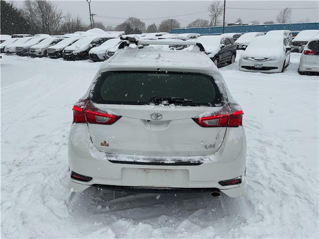 2018 Toyota Corolla iM Base (Stk: 251639) in Kingston - Image 4 of 28