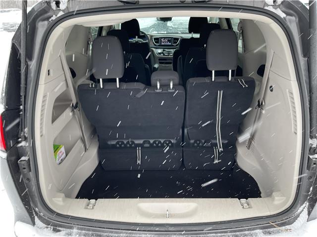 2023 Chrysler Grand Caravan SXT (Stk: 251678) in Kingston - Image 28 of 29