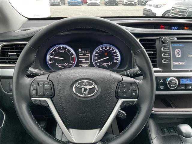 2017 Toyota Highlander  (Stk: 251324) in North Bay - Image 14 of 23