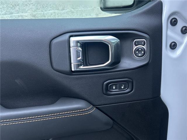 2026 Jeep Wrangler Sahara (Stk: 26-0033) in Toronto - Image 6 of 20