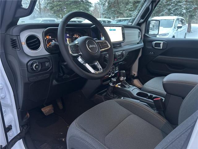 2026 Jeep Wrangler Sahara (Stk: 26-0033) in Toronto - Image 7 of 20
